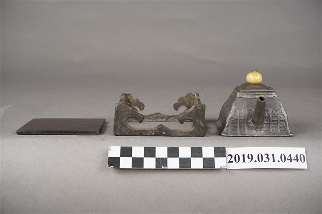 鐵製方形茶壺 (共3張)