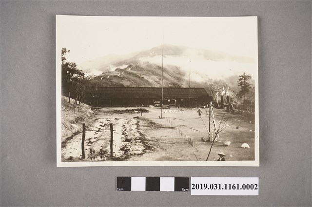 日本討伐霧社相關照片(霧社小學校全景) (共2張)