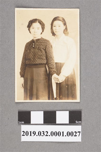 陳吳秀梅女士與另一名女士合照之18 (共2張)