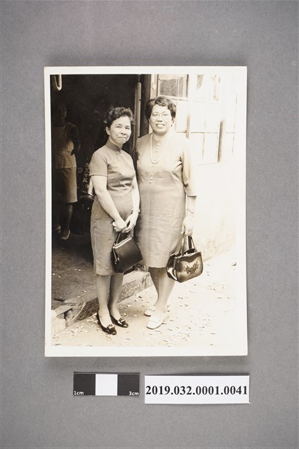 陳吳秀梅女士與張盆女士合照 (共2張)