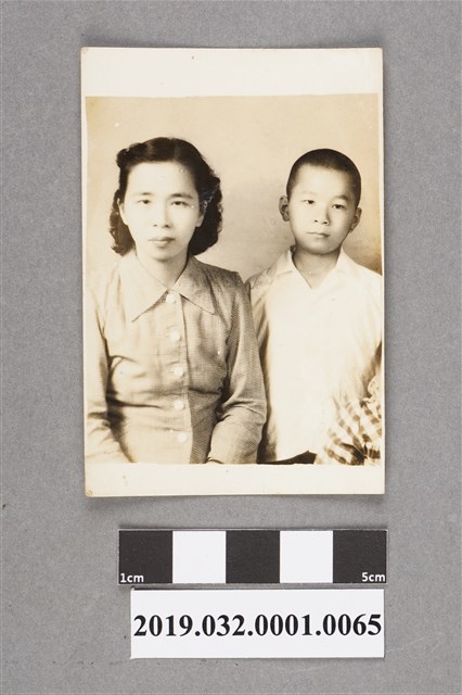 陳吳秀梅女士與陳博文先生 (共2張)