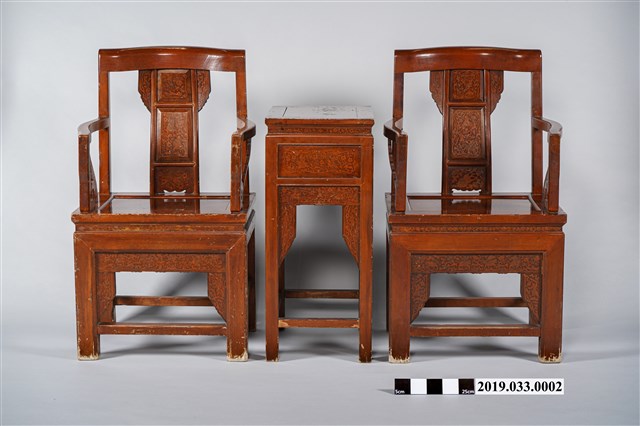 扶手太師椅組 (共1張)