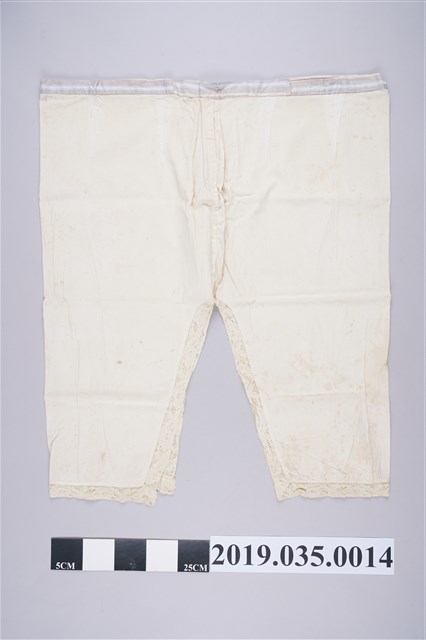 女性用開襠褲 (共2張)