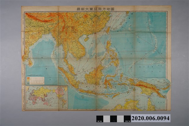 岩上方外著〈最新大東亞南方地圖〉 (共4張)