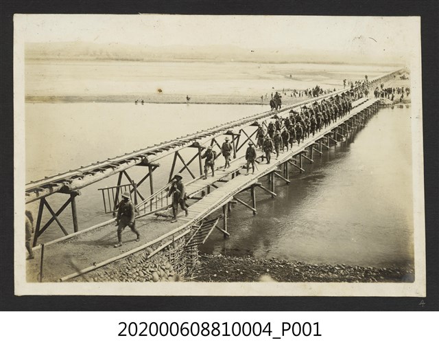 步兵過橋 (共1張)