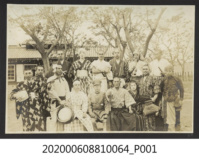 多人合照 (共1張)