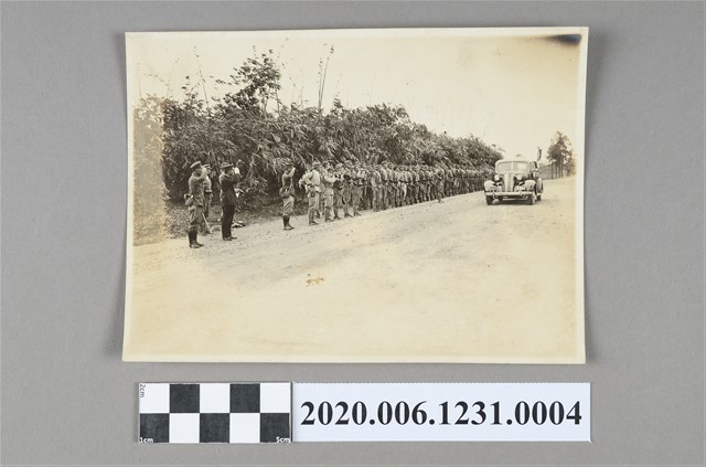 宜蘭農林學校接受軍事訓練之照片之4 (共3張)