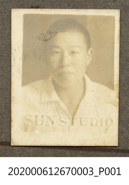 男子大頭照 (共1張)