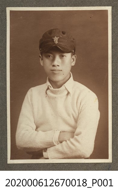 男子獨照 (共1張)