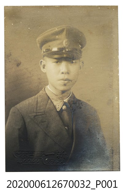 男子獨照 (共1張)