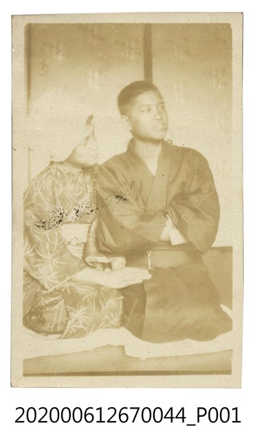 二男合照 (共1張)