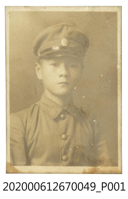 男子獨照 (共1張)