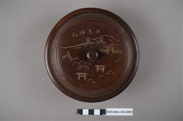 木製臺灣神社圖樣漆器深色糖果盒 (共8張)