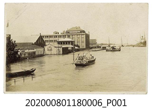 街道淹水照其五 (共2張)