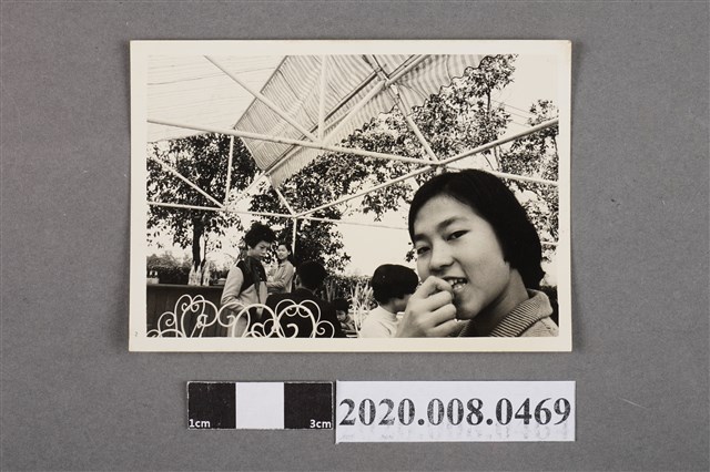 女子之生活紀錄 (共2張)