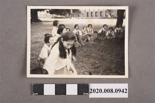 多名女子合照 (共2張)