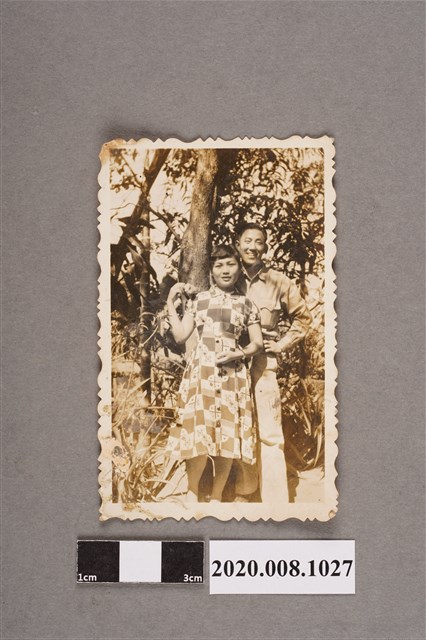 2名男女合照 (共2張)