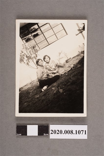 2名女子合照 (共2張)