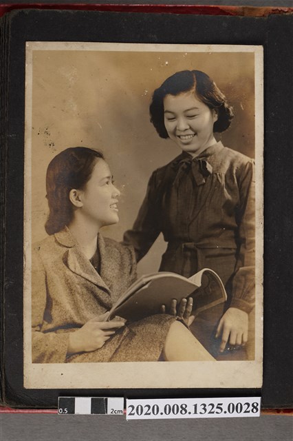 2名女子合照 (共2張)