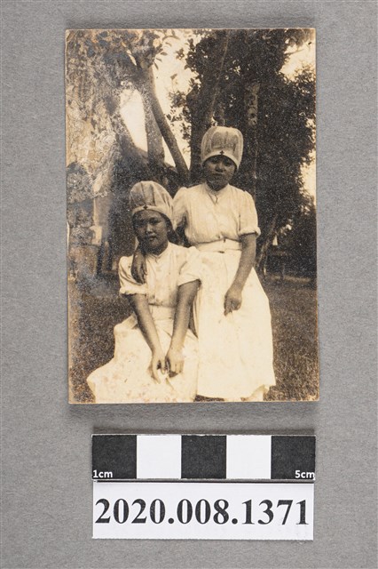 2名女子合照 (共2張)