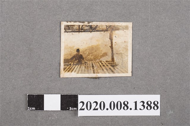 單人背影照 (共2張)