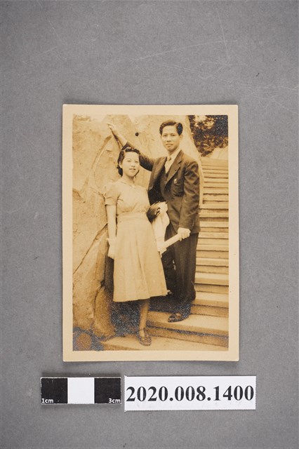 男女合照 (共2張)