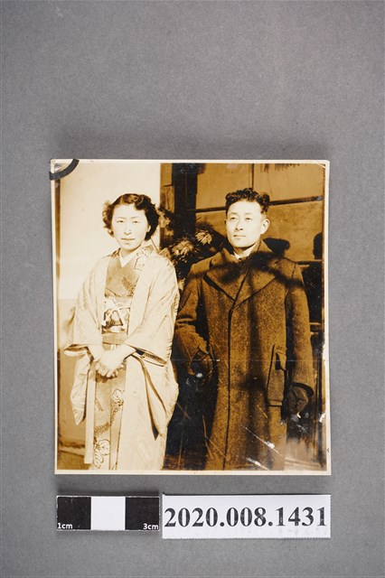 男女合照 (共2張)