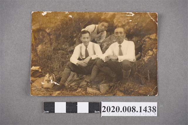 3名男子合照 (共2張)