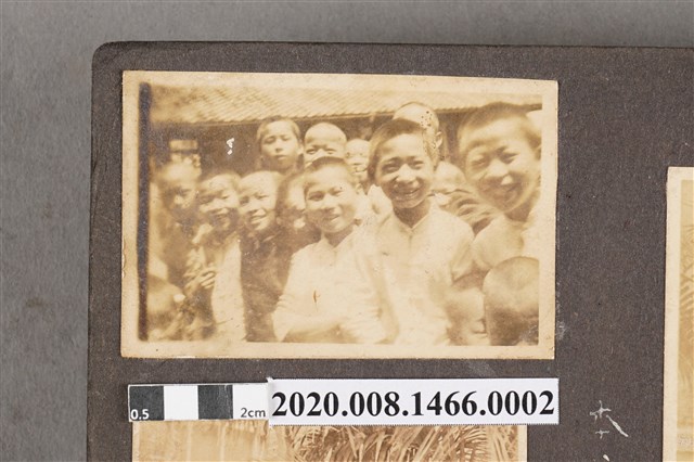 孩童合照 (共2張)