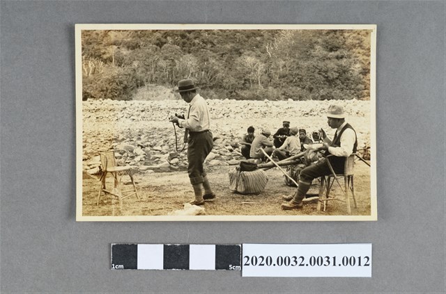 一群人照片 (共3張)