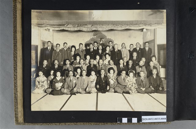 多人合影 (共2張)