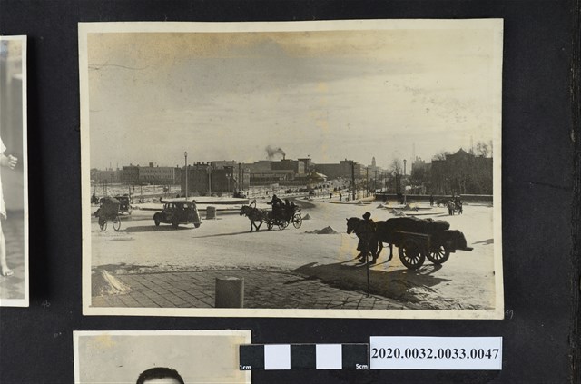 覆雪街景照 (共2張)