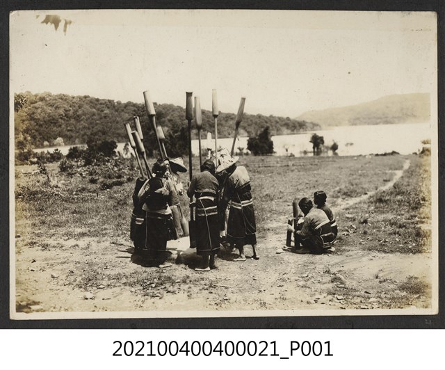 邵族杵歌 (共1張)