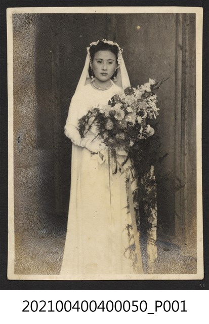 郭麗華結婚照 (共1張)