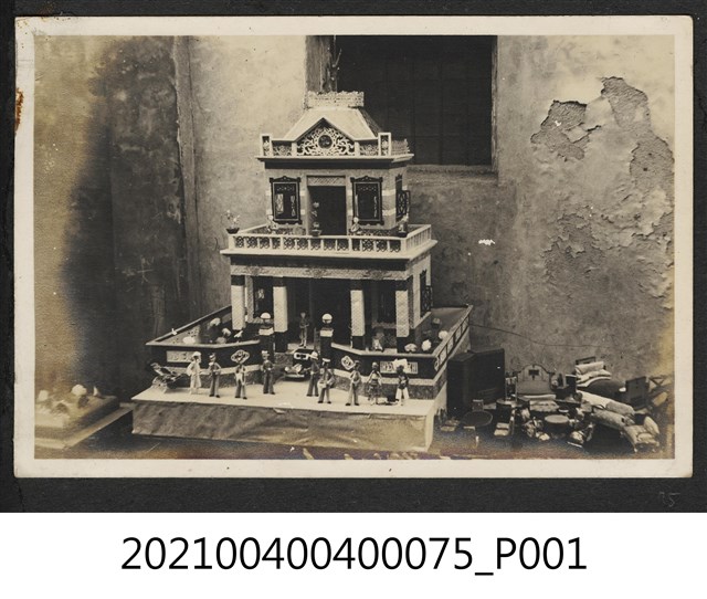 糊紙靈厝 (共1張)