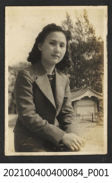 郭麗華個人照 (共1張)