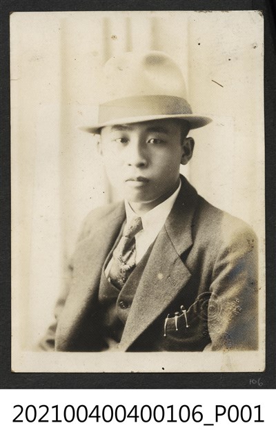 戴帽男子照 (共1張)