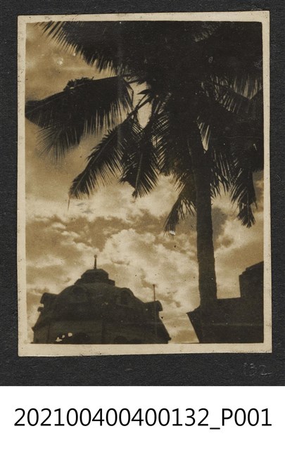 穹頂天空 (共1張)