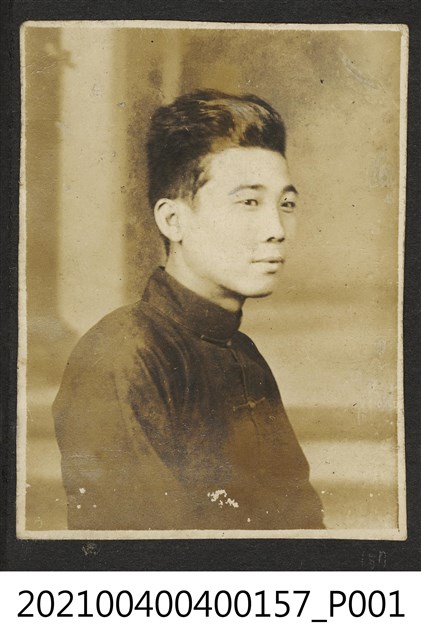 穿漢服男子照 (共1張)