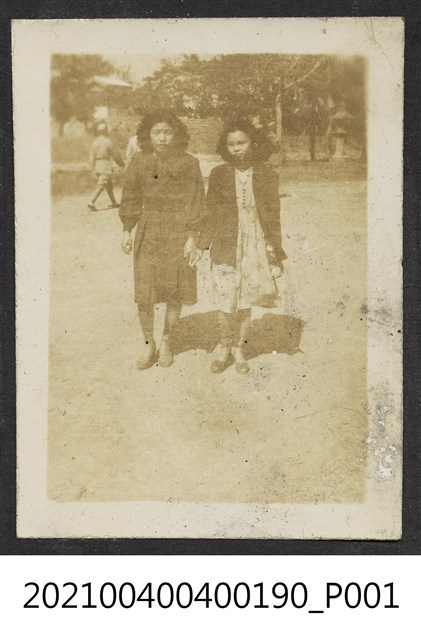 阿益與友人 (共1張)