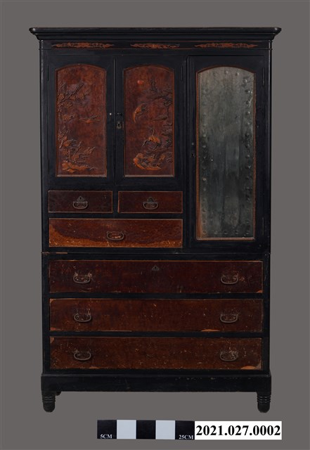 黑漆貼木衣櫃 (共19張)