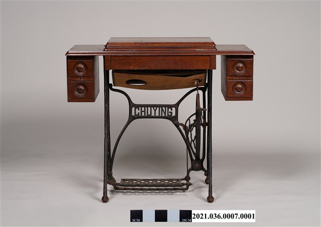 勝家239型錦妃七巧縫紉機 (共20張)