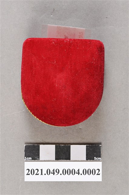 李遠哲1980年中央研究院院士胸章外盒 (共7張)