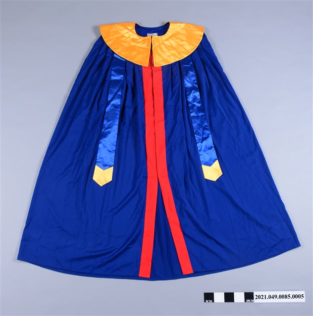 李遠哲2012年蒙古國立大學名譽博士袍服 (共2張)