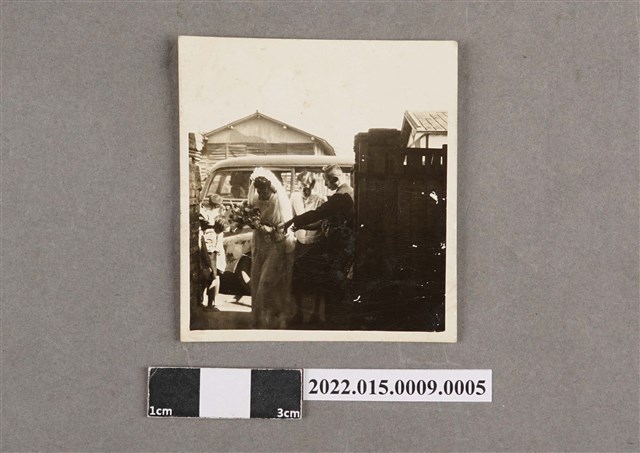 鄭萍嫁入許家門照片 (共2張)