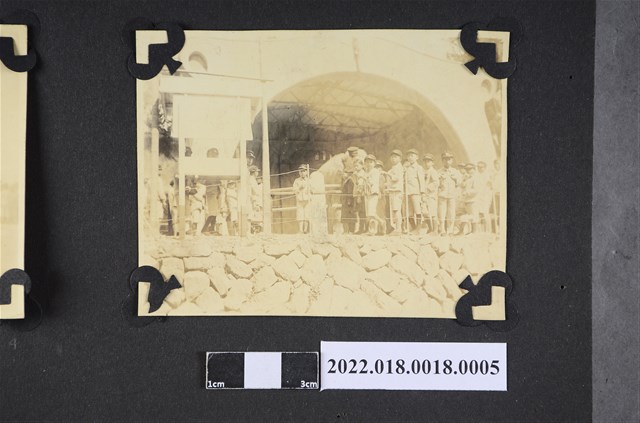 臺北動物園大象館前合照 (共2張)