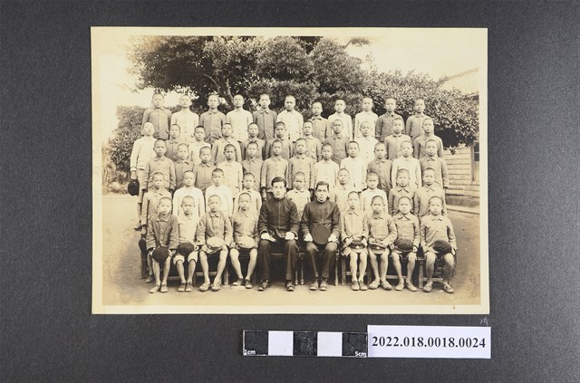 師生合照 (共2張)