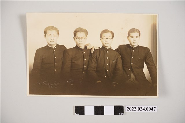 張子敬與人合照黑白照片 (共2張)