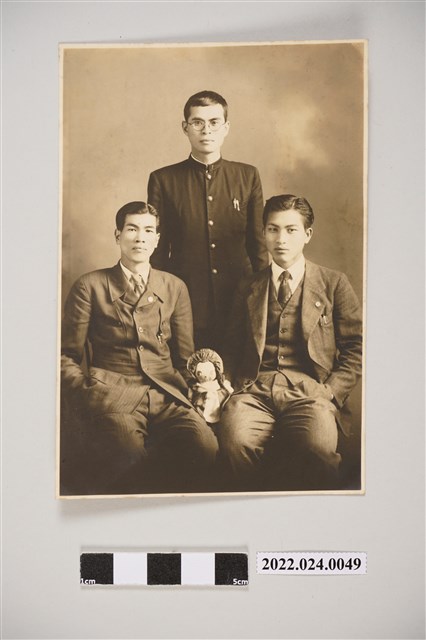 1941年12月10日張子敬與人合照黑白照片 (共2張)