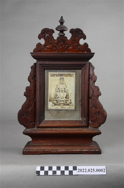 莊泉製作媽祖神木牌 (共11張)